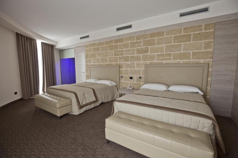 Una Hotels Tenuta Contessa Farm & Spa Cosenza 몬탈토 우푸고 외부 사진