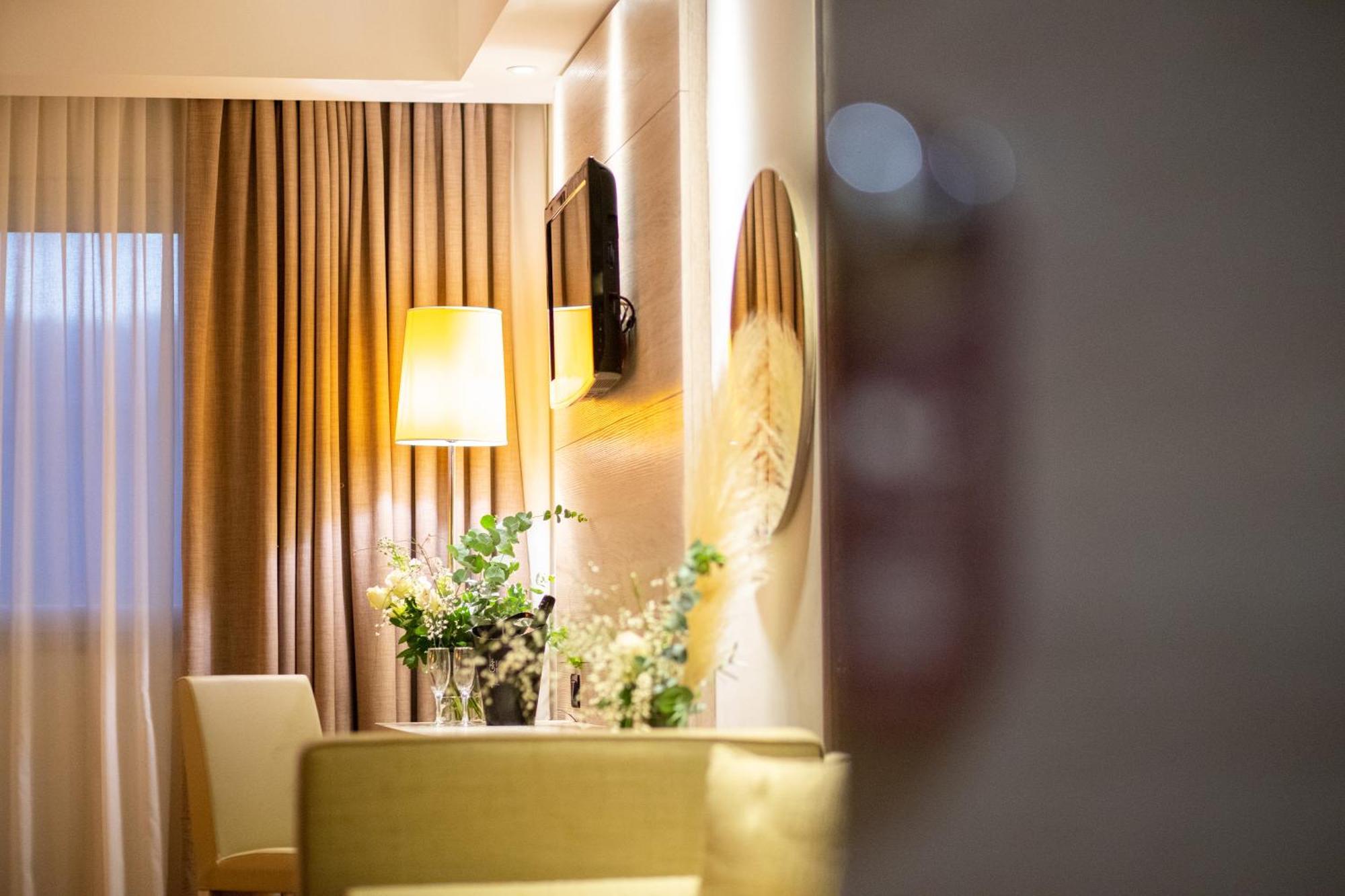 Una Hotels Tenuta Contessa Farm & Spa Cosenza 몬탈토 우푸고 외부 사진