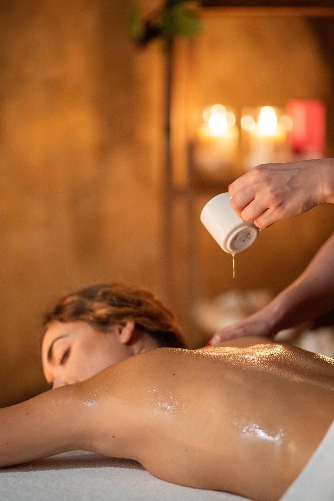 Una Hotels Tenuta Contessa Farm & Spa Cosenza 몬탈토 우푸고 외부 사진
