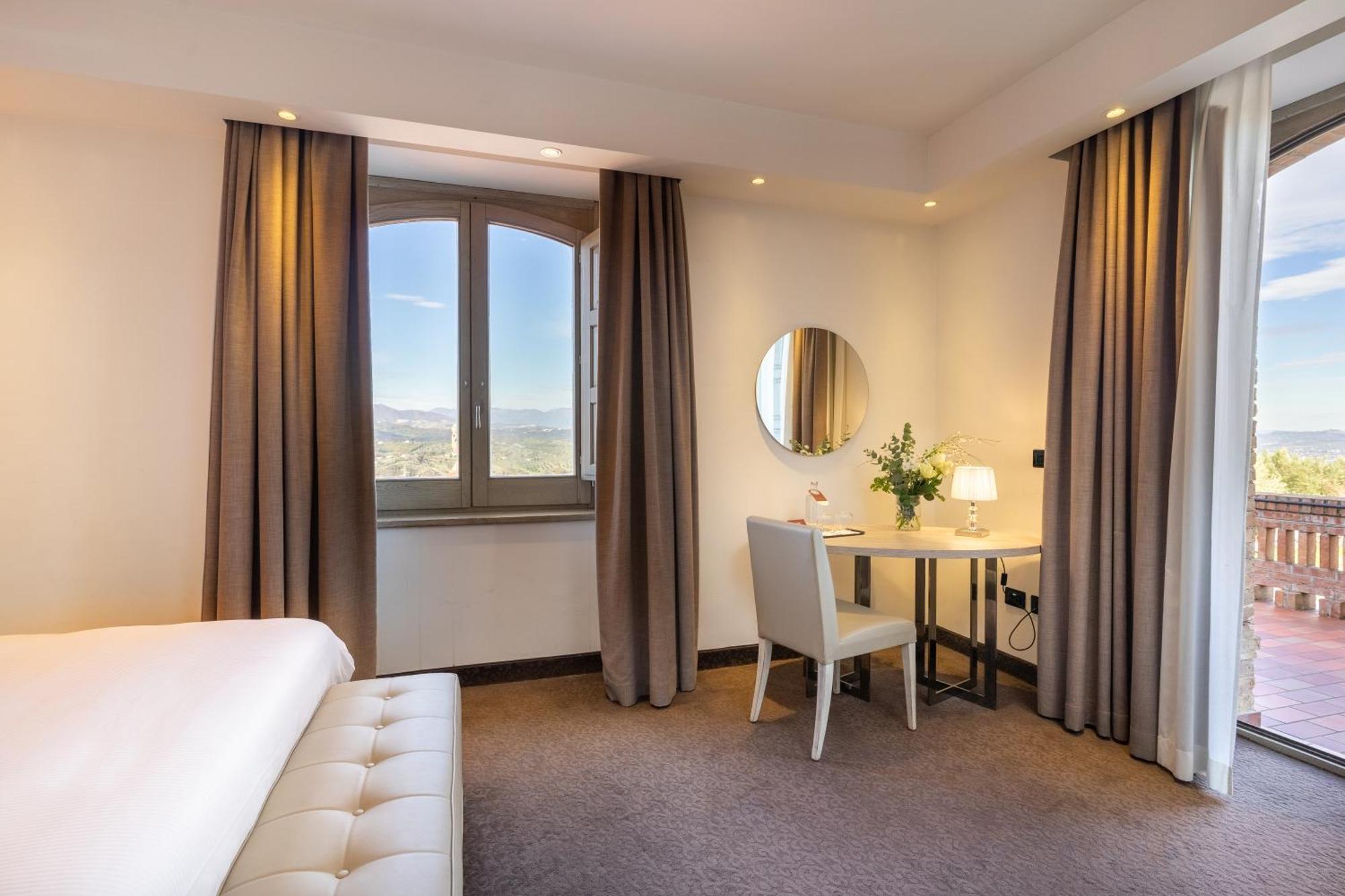 Una Hotels Tenuta Contessa Farm & Spa Cosenza 몬탈토 우푸고 외부 사진