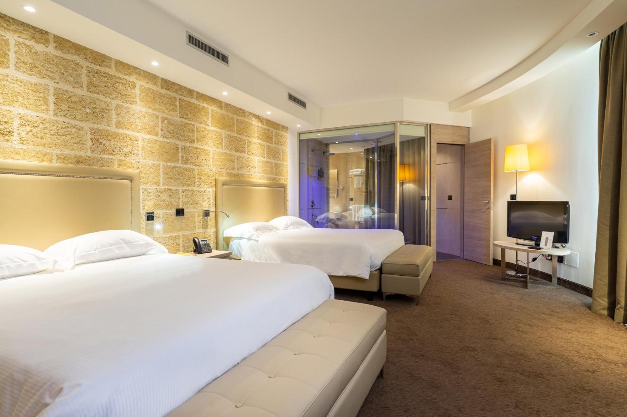 Una Hotels Tenuta Contessa Farm & Spa Cosenza 몬탈토 우푸고 외부 사진